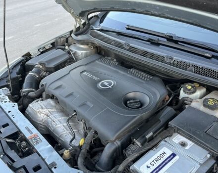 Опель Астра 2011 в Ровно на Automoto.ua Серый Опель Астра, объемом двигателя 2 л и пробегом 260 тыс. км за 5799 $, фото 5 на Automoto.ua