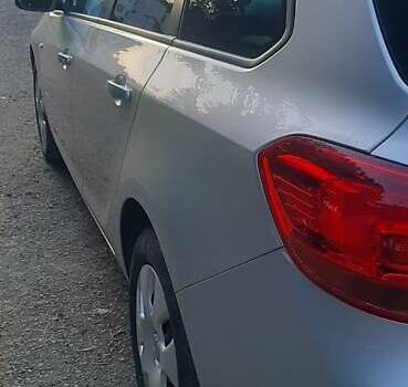 Серый Опель Астра, объемом двигателя 1.7 л и пробегом 248 тыс. км за 6950 $, фото 16 на Automoto.ua