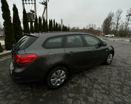 Серый Опель Астра, объемом двигателя 1.69 л и пробегом 261 тыс. км за 6300 $, фото 6 на Automoto.ua