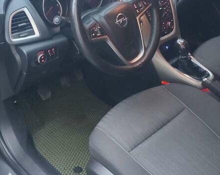 Сірий Опель Астра, об'ємом двигуна 1.7 л та пробігом 412 тис. км за 6400 $, фото 7 на Automoto.ua