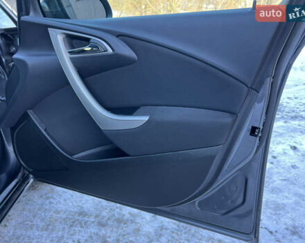 Серый Опель Астра, объемом двигателя 1.7 л и пробегом 254 тыс. км за 6900 $, фото 53 на Automoto.ua