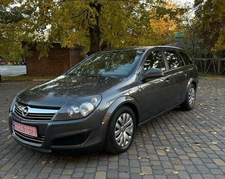 Опель Астра 2011 в Луцке на Automoto.ua Серый Опель Астра, объемом двигателя 1.6 л и пробегом 172 тыс. км за 5900 $, фото 7 на Automoto.ua