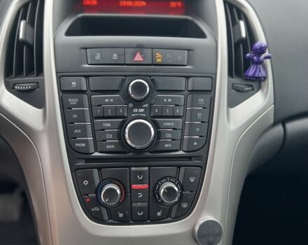 Серый Опель Астра, объемом двигателя 1.7 л и пробегом 70 тыс. км за 6000 $, фото 14 на Automoto.ua