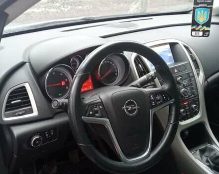 Серый Опель Астра, объемом двигателя 1.7 л и пробегом 200 тыс. км за 8200 $, фото 5 на Automoto.ua