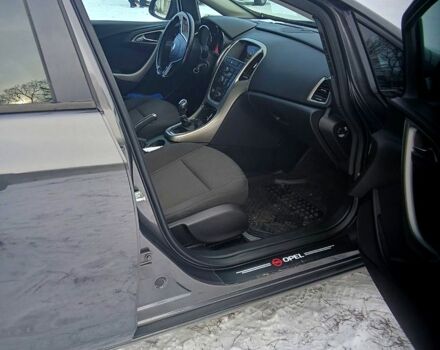 Серый Опель Астра, объемом двигателя 1.7 л и пробегом 0 тыс. км за 7500 $, фото 9 на Automoto.ua