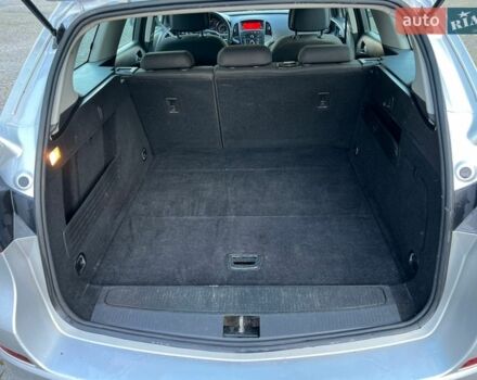 Серый Опель Астра, объемом двигателя 1.7 л и пробегом 262 тыс. км за 6400 $, фото 22 на Automoto.ua