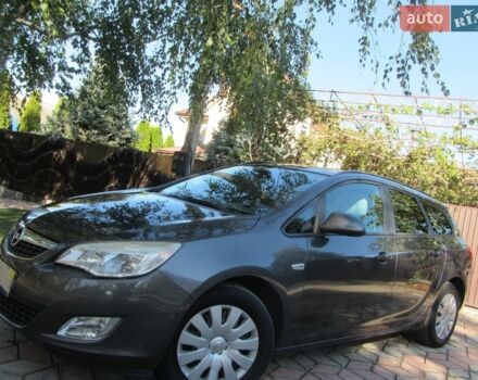 Сірий Опель Астра, об'ємом двигуна 1.7 л та пробігом 226 тис. км за 6988 $, фото 1 на Automoto.ua