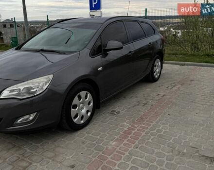 Серый Опель Астра, объемом двигателя 1.7 л и пробегом 250 тыс. км за 6500 $, фото 2 на Automoto.ua
