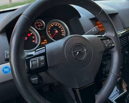 Опель Астра 2011 в Луцке на Automoto.ua Серый Опель Астра, объемом двигателя 1.6 л и пробегом 172 тыс. км за 5900 $, фото 20 на Automoto.ua