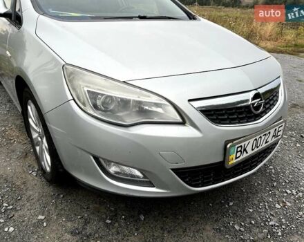 Серый Опель Астра, объемом двигателя 1.69 л и пробегом 380 тыс. км за 6999 $, фото 4 на Automoto.ua