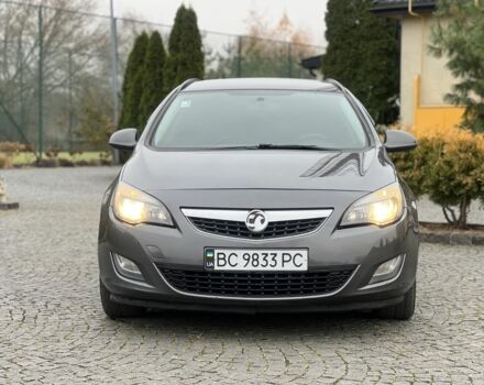Серый Опель Астра, объемом двигателя 1.2 л и пробегом 264 тыс. км за 4750 $, фото 4 на Automoto.ua