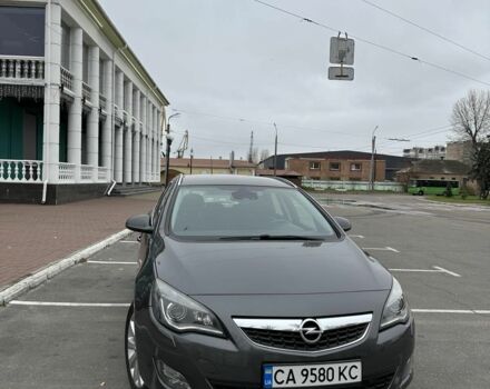 Сірий Опель Астра, об'ємом двигуна 1.7 л та пробігом 226 тис. км за 7700 $, фото 4 на Automoto.ua