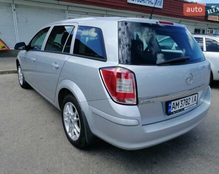 Опель Астра 2011 в Бердичеве на Automoto.ua Серый Опель Астра, объемом двигателя 1.6 л и пробегом 192 тыс. км за 6350 $, фото 4 на Automoto.ua