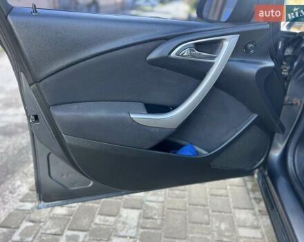 Серый Опель Астра, объемом двигателя 1.2 л и пробегом 294 тыс. км за 5900 $, фото 6 на Automoto.ua