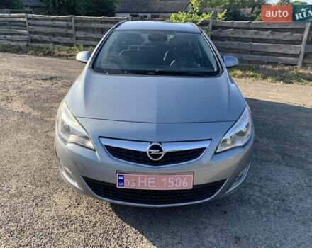 Серый Опель Астра, объемом двигателя 1.6 л и пробегом 219 тыс. км за 6450 $, фото 9 на Automoto.ua
