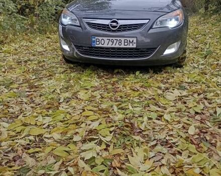Серый Опель Астра, объемом двигателя 1.7 л и пробегом 236 тыс. км за 7200 $, фото 13 на Automoto.ua