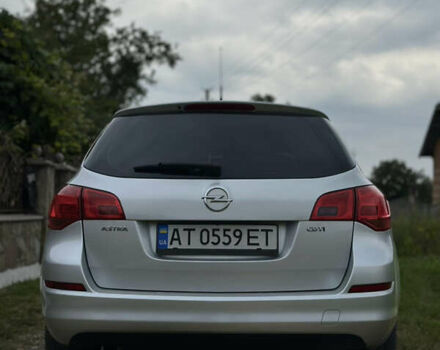 Серый Опель Астра, объемом двигателя 1.7 л и пробегом 261 тыс. км за 6900 $, фото 5 на Automoto.ua