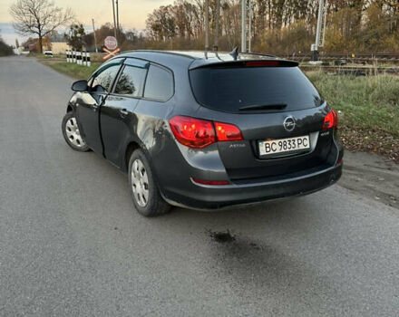 Сірий Опель Астра, об'ємом двигуна 1.25 л та пробігом 261 тис. км за 4100 $, фото 4 на Automoto.ua