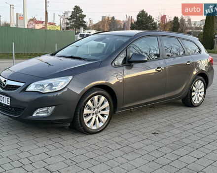 Серый Опель Астра, объемом двигателя 1.7 л и пробегом 215 тыс. км за 7350 $, фото 23 на Automoto.ua