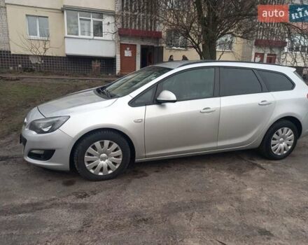 Серый Опель Астра, объемом двигателя 1.7 л и пробегом 259 тыс. км за 6100 $, фото 4 на Automoto.ua