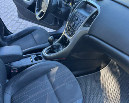 Сірий Опель Астра, об'ємом двигуна 1.7 л та пробігом 260 тис. км за 7700 $, фото 21 на Automoto.ua