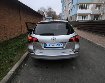 Серый Опель Астра, объемом двигателя 1.7 л и пробегом 255 тыс. км за 6950 $, фото 7 на Automoto.ua