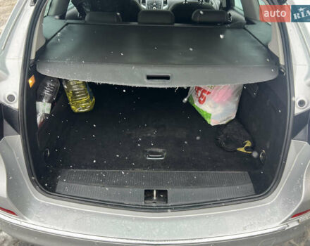 Серый Опель Астра, объемом двигателя 1.7 л и пробегом 282 тыс. км за 6100 $, фото 18 на Automoto.ua