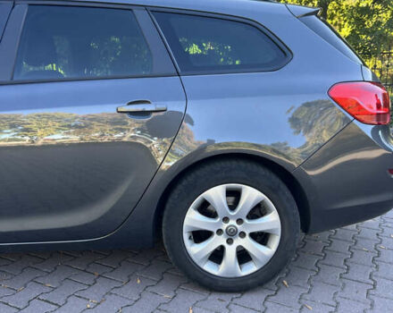 Сірий Опель Астра, об'ємом двигуна 1.7 л та пробігом 260 тис. км за 7700 $, фото 14 на Automoto.ua