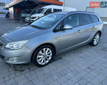 Серый Опель Астра, объемом двигателя 1.69 л и пробегом 180 тыс. км за 7500 $, фото 3 на Automoto.ua