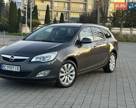 Серый Опель Астра, объемом двигателя 1.7 л и пробегом 215 тыс. км за 7350 $, фото 12 на Automoto.ua
