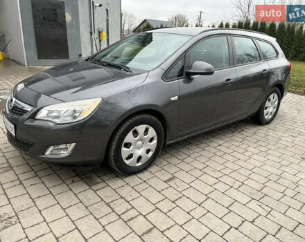 Серый Опель Астра, объемом двигателя 1.7 л и пробегом 235 тыс. км за 7500 $, фото 18 на Automoto.ua