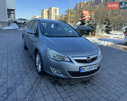 Серый Опель Астра, объемом двигателя 1.69 л и пробегом 180 тыс. км за 7500 $, фото 10 на Automoto.ua