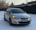 Серый Опель Астра, объемом двигателя 1.7 л и пробегом 268 тыс. км за 5600 $, фото 2 на Automoto.ua
