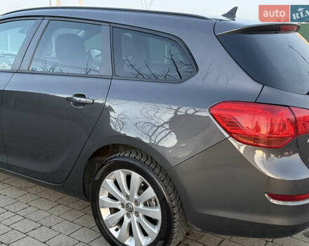 Серый Опель Астра, объемом двигателя 1.7 л и пробегом 215 тыс. км за 7350 $, фото 24 на Automoto.ua