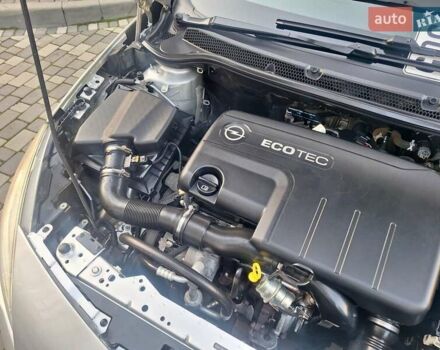 Серый Опель Астра, объемом двигателя 1.7 л и пробегом 270 тыс. км за 6750 $, фото 47 на Automoto.ua