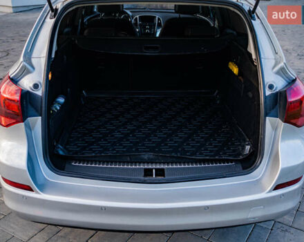 Сірий Опель Астра, об'ємом двигуна 1.7 л та пробігом 270 тис. км за 7500 $, фото 10 на Automoto.ua