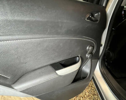 Серый Опель Астра, объемом двигателя 1.7 л и пробегом 255 тыс. км за 6200 $, фото 33 на Automoto.ua