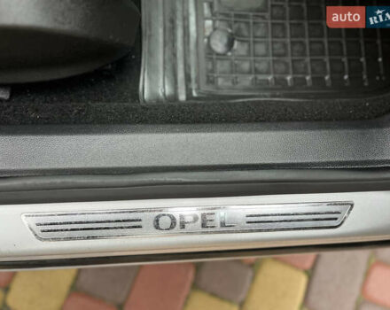 Серый Опель Астра, объемом двигателя 1.7 л и пробегом 257 тыс. км за 5850 $, фото 27 на Automoto.ua