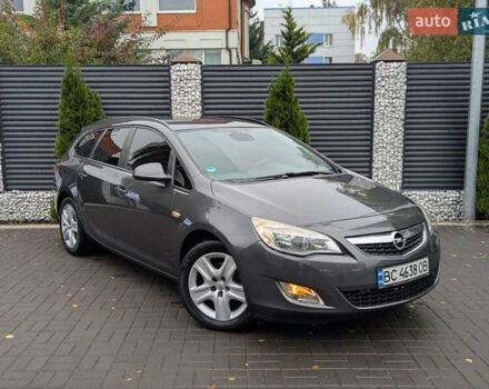 Опель Астра 2012 в Черкассах на Automoto.ua Серый Опель Астра, объемом двигателя 1.7 л и пробегом 236 тыс. км за 7499 $, фото 1 на Automoto.ua
