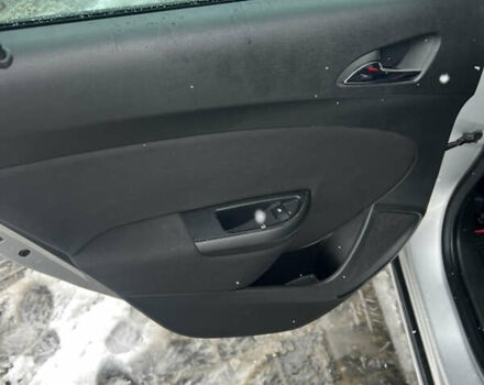 Серый Опель Астра, объемом двигателя 1.7 л и пробегом 282 тыс. км за 6100 $, фото 16 на Automoto.ua