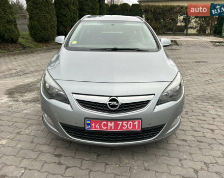 Сірий Опель Астра, об'ємом двигуна 1.7 л та пробігом 185 тис. км за 7500 $, фото 1 на Automoto.ua