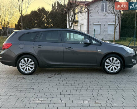 Серый Опель Астра, объемом двигателя 1.7 л и пробегом 215 тыс. км за 7350 $, фото 18 на Automoto.ua