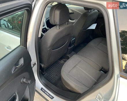 Серый Опель Астра, объемом двигателя 1.7 л и пробегом 248 тыс. км за 6999 $, фото 8 на Automoto.ua