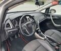 Серый Опель Астра, объемом двигателя 1.7 л и пробегом 253 тыс. км за 5150 $, фото 3 на Automoto.ua