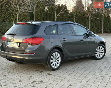 Серый Опель Астра, объемом двигателя 1.7 л и пробегом 215 тыс. км за 7350 $, фото 11 на Automoto.ua