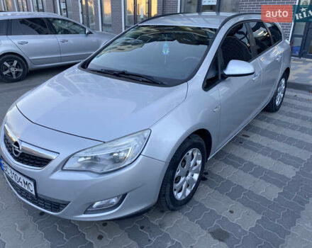 Сірий Опель Астра, об'ємом двигуна 1.7 л та пробігом 245 тис. км за 7000 $, фото 1 на Automoto.ua