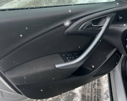 Серый Опель Астра, объемом двигателя 1.7 л и пробегом 282 тыс. км за 6100 $, фото 13 на Automoto.ua