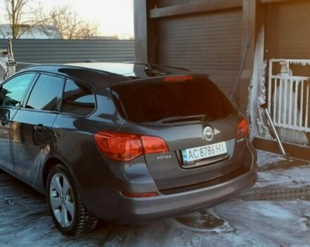 Серый Опель Астра, объемом двигателя 1.2 л и пробегом 261 тыс. км за 6500 $, фото 6 на Automoto.ua