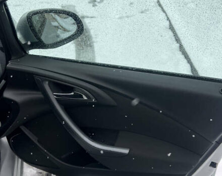 Серый Опель Астра, объемом двигателя 1.7 л и пробегом 282 тыс. км за 6100 $, фото 21 на Automoto.ua