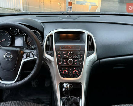Сірий Опель Астра, об'ємом двигуна 1.3 л та пробігом 182 тис. км за 7300 $, фото 27 на Automoto.ua